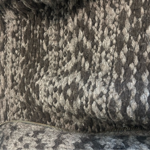 Cowichan authentic XXL or XL full wool in excellent condition- Unisex great cond - Picture 7 of 15